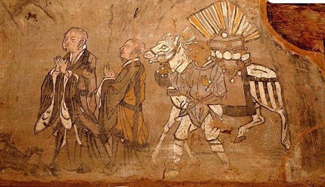 Picture from https://history-maps.com/story/Han-Dynasty/event/Missionary-An-Shigao-attracts-followers-to-Buddhism#main